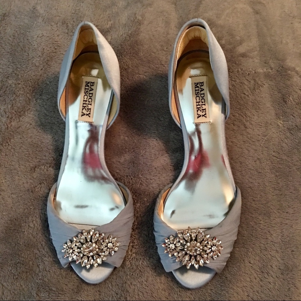 Badgley Mischka Blue Peep Toe